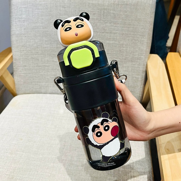 Crayon Shin-chan Straw Water Bottle 650ML