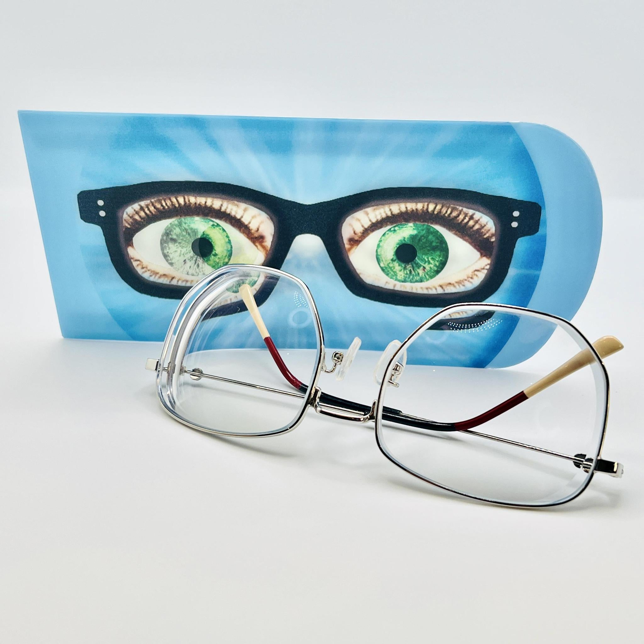 Lenticular Glasses Case – MoreFun