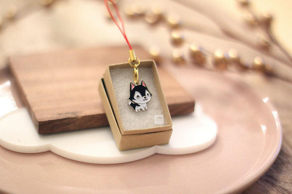 Enamel Charm - Husky Keychain (Black and White)