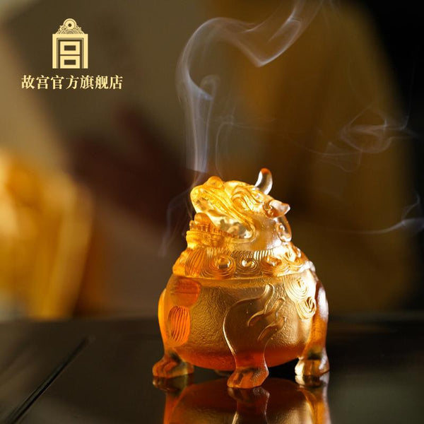 The Palace Auspicious Beast Glass Incense Burner 瑞兽甪端琉璃香炉