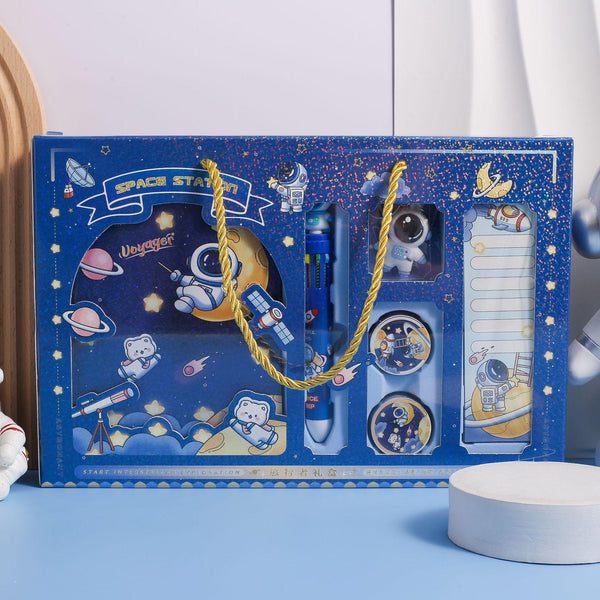 Star Voyager Notebook Set