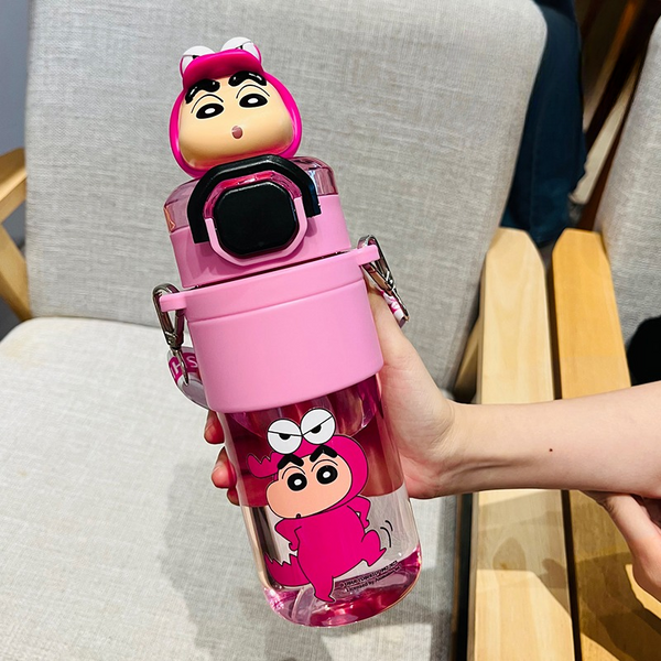 Crocodile Crayon Shin-chan Straw Water Bottle 650ML